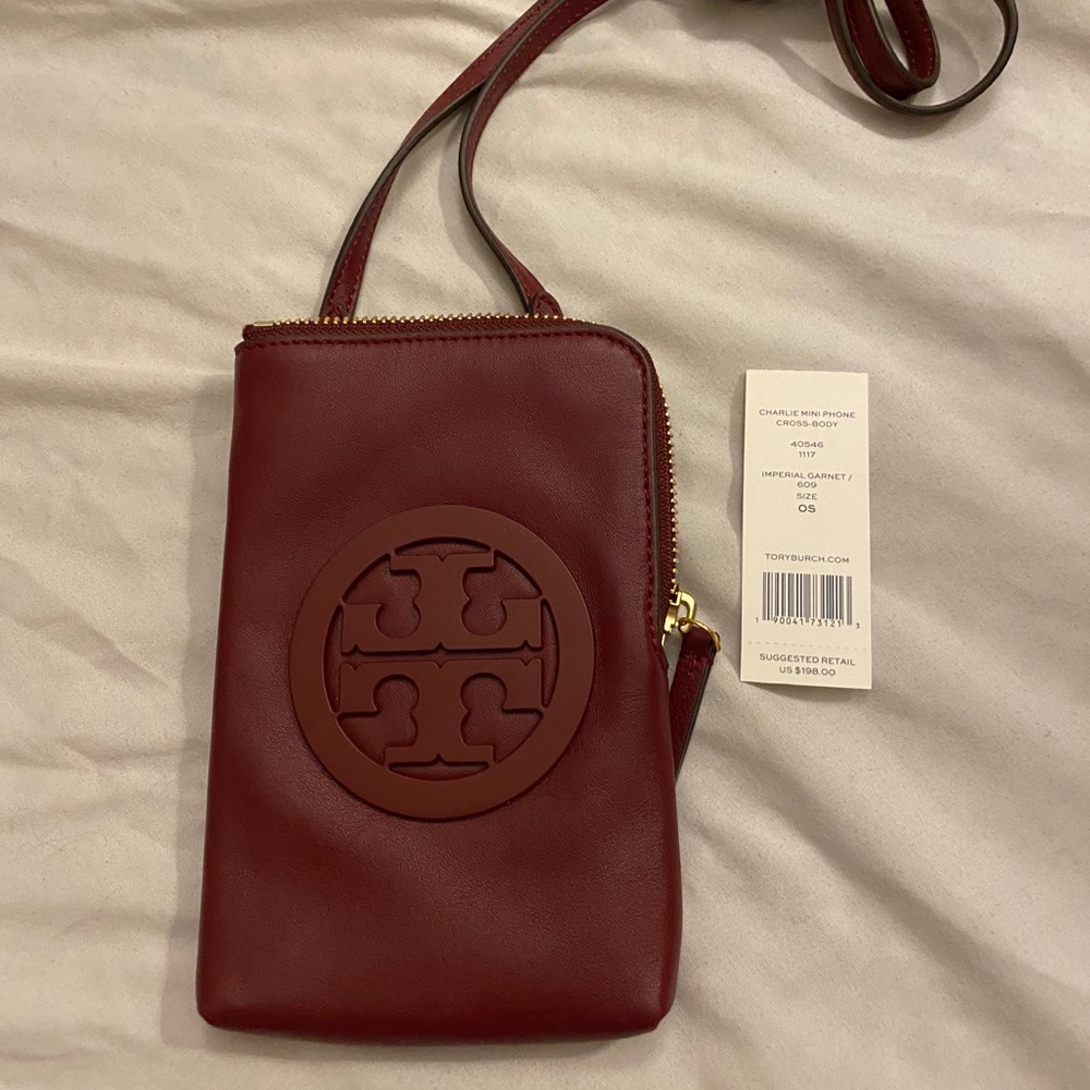TORY BURCH CHARLIE Cross Body Wallet  Dark red